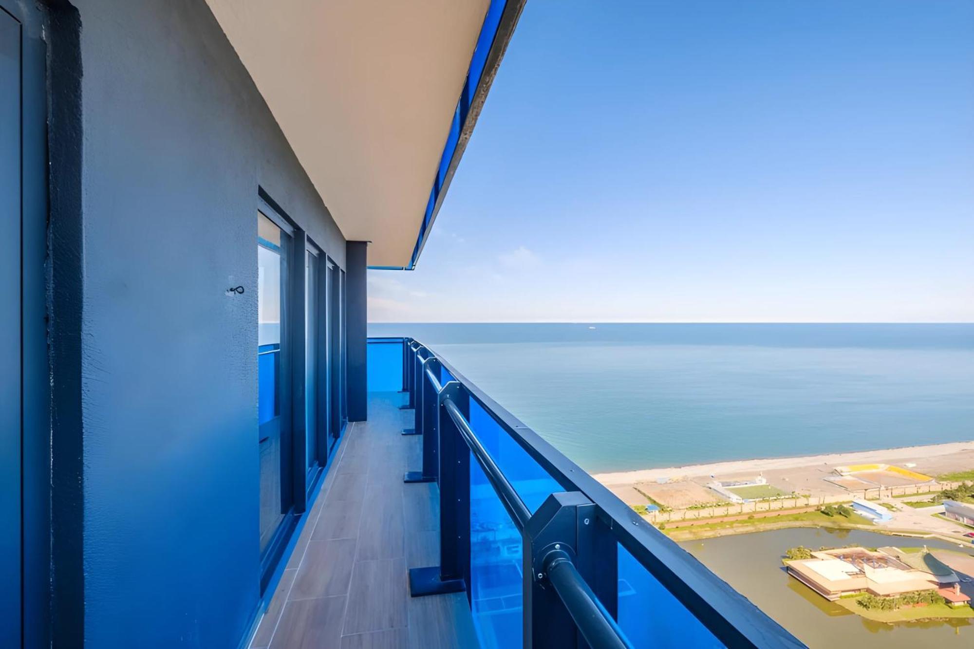 Luxury Orbi City Sea View Aparthotel Batumi Exteriér fotografie