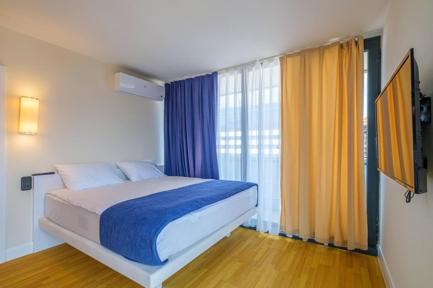 Luxury Orbi City Sea View Aparthotel Batumi Exteriér fotografie